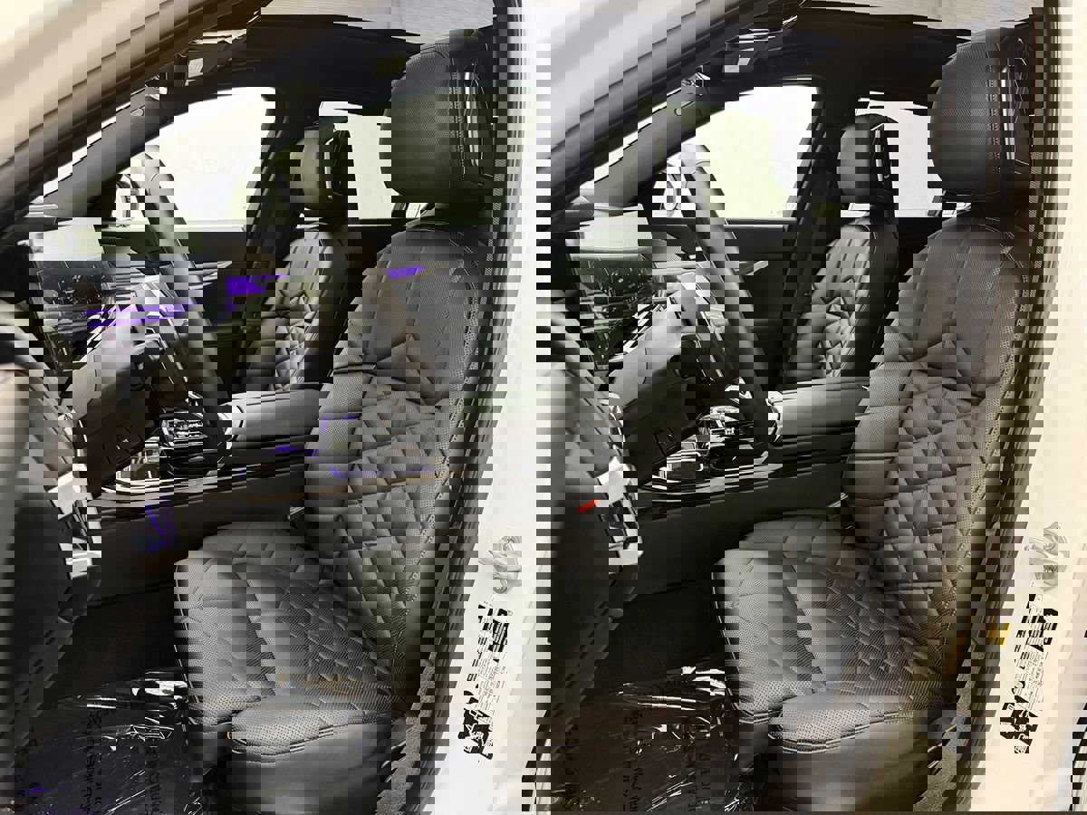 Used 2025 BMW 740i xDrive image 14