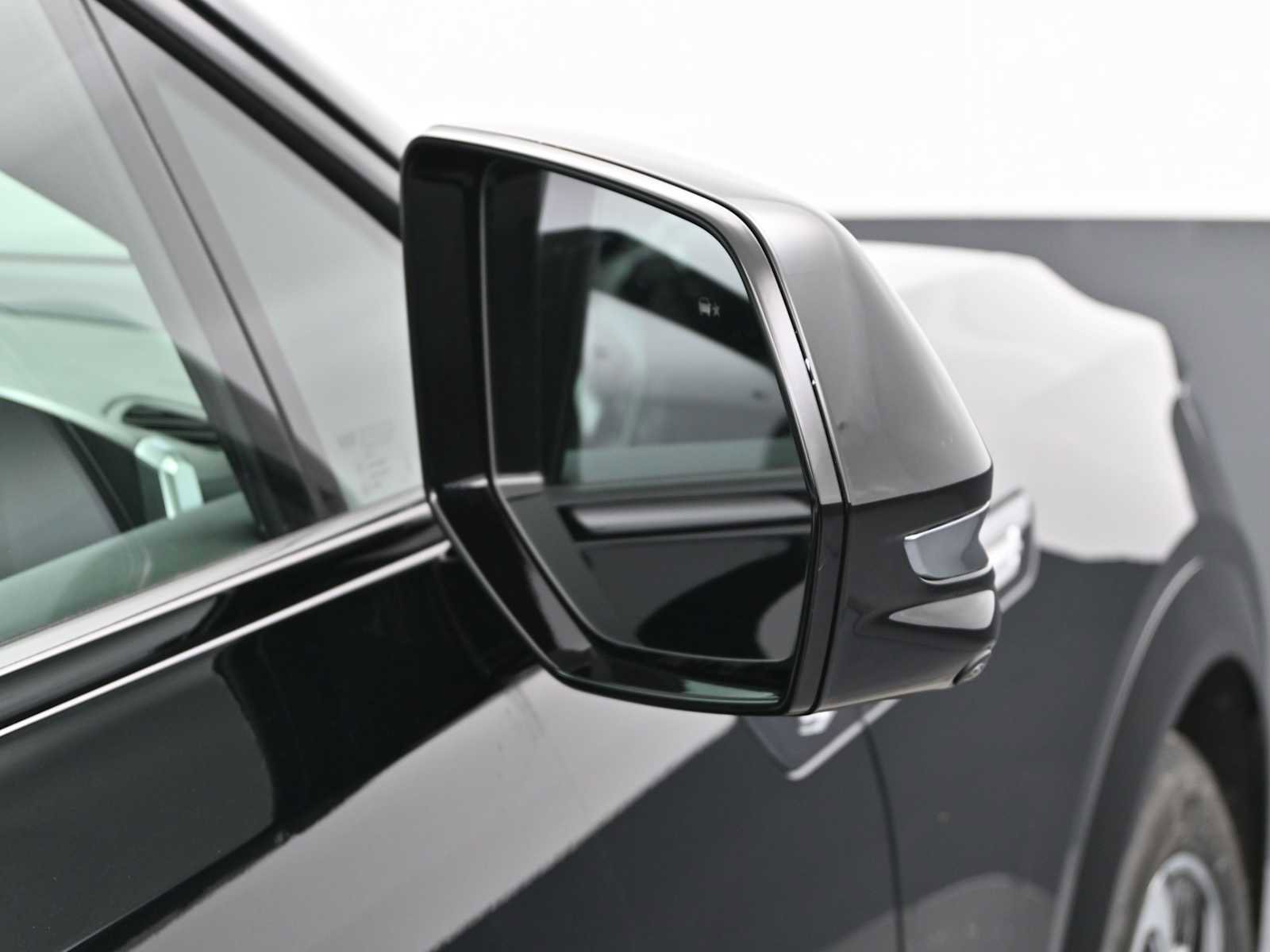 New 2025 Cadillac Escalade IQ Sport 1 w/ Smart Trailering package AWD/4WD image 15