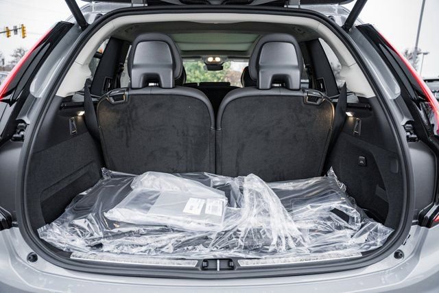 New 2026 Volvo XC90 B6 Ultra w/ Protection Package image 10
