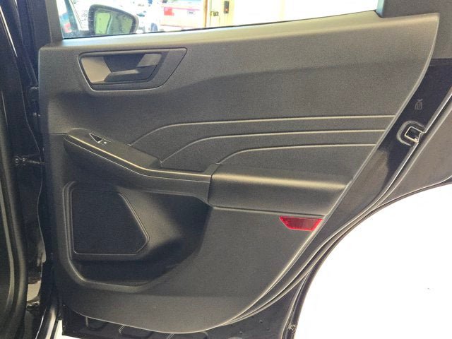 Used 2022 Ford Escape SE AWD/4WD image 10