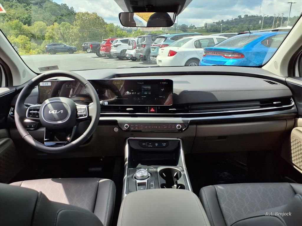 New 2026 Kia Carnival LXS image 39