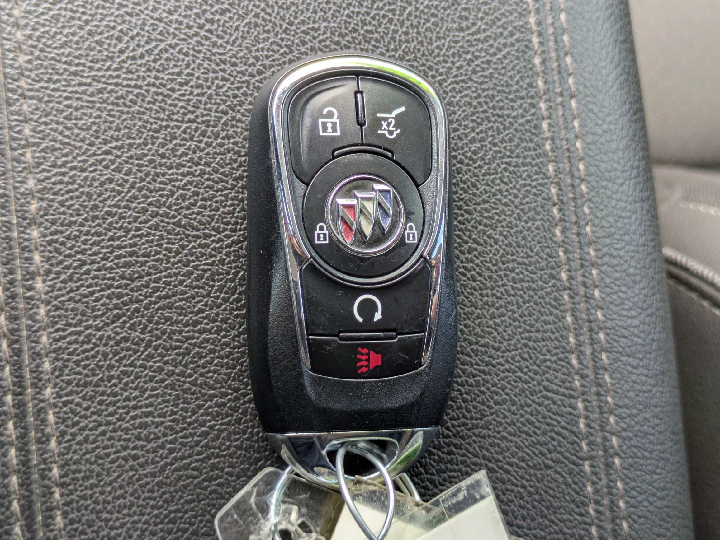 Used 2020 Buick Encore GX Select w/ Experience Buick Package FWD image 32