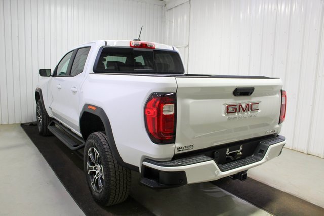 Used 2025 GMC Canyon AT4 w/ LPO, Off Road Lift Package image 4