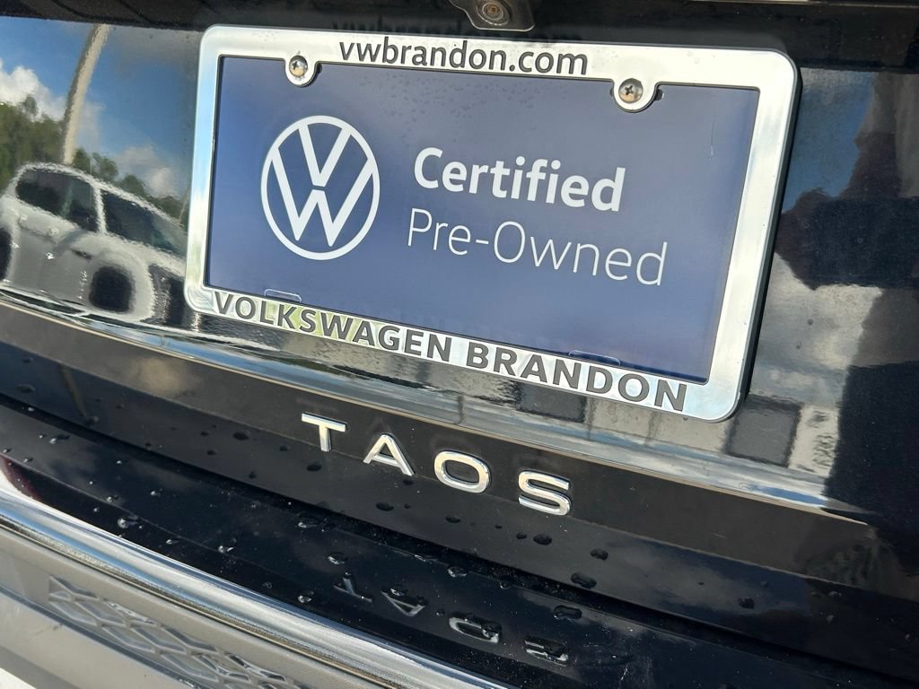 Certified 2023 Volkswagen Taos S FWD image 48