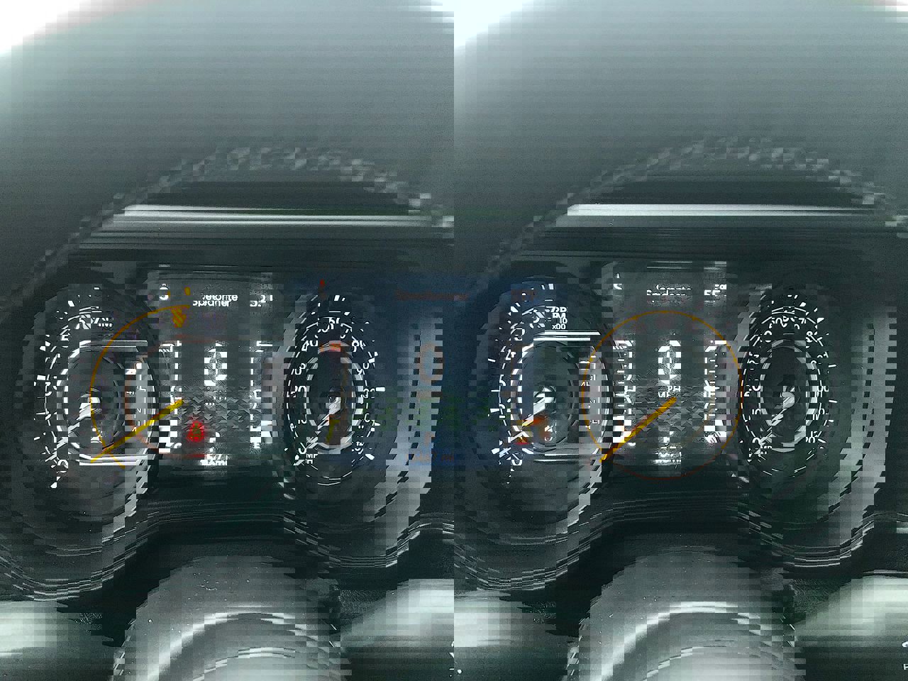 Used 2025 Jeep Gladiator Sport image 24