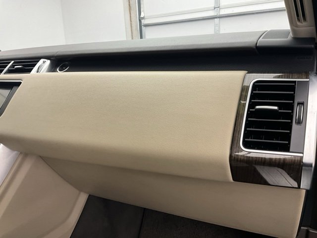 Used 2015 Land Rover Range Rover Sport Supercharged image 12