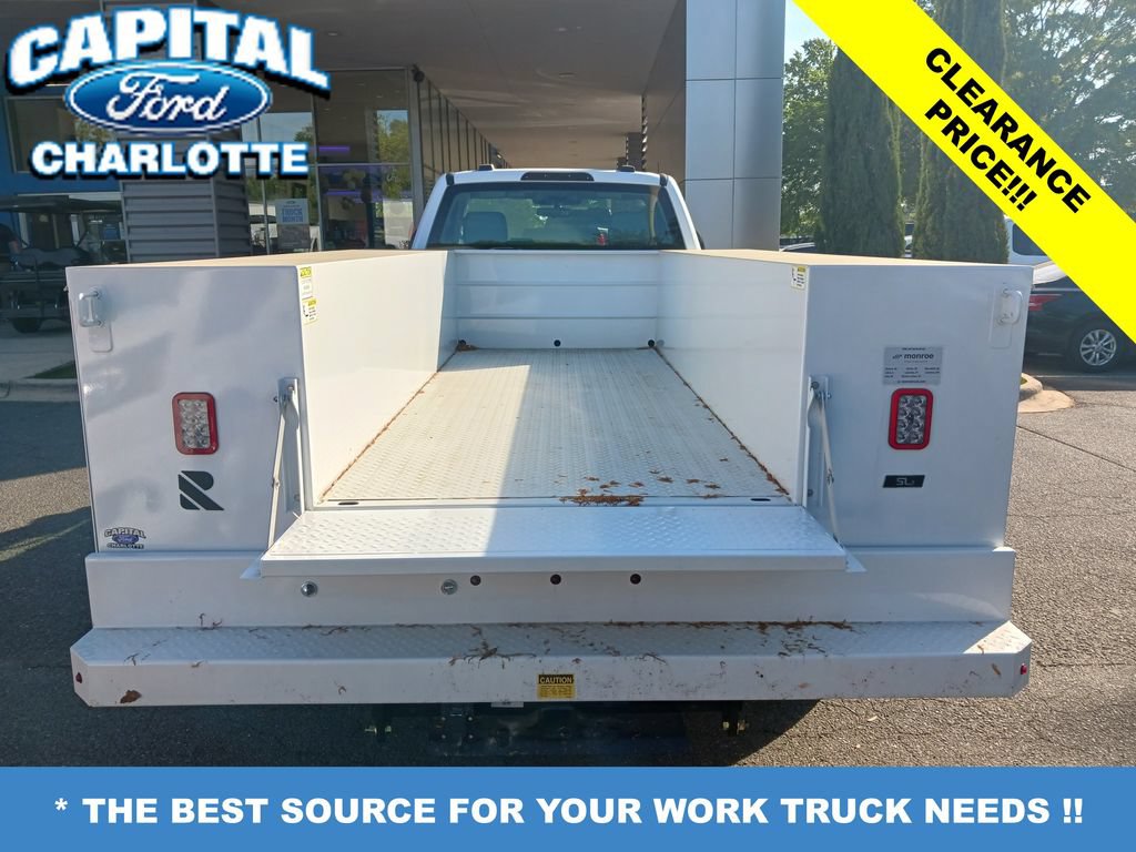 New 2024 Ford F450 XL w/ XL Chrome Package RWD image 12