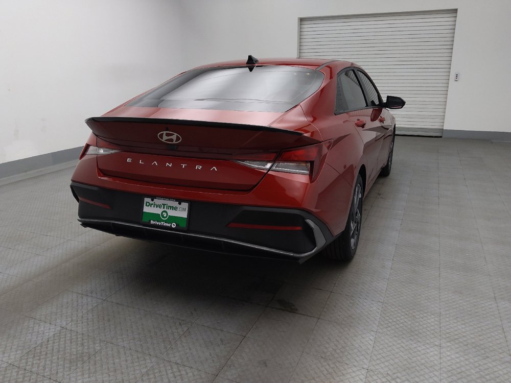 Used 2025 Hyundai Elantra Sport w/ Cargo Package FWD image 7