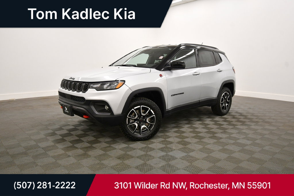 Used 2025 Jeep Compass Trailhawk