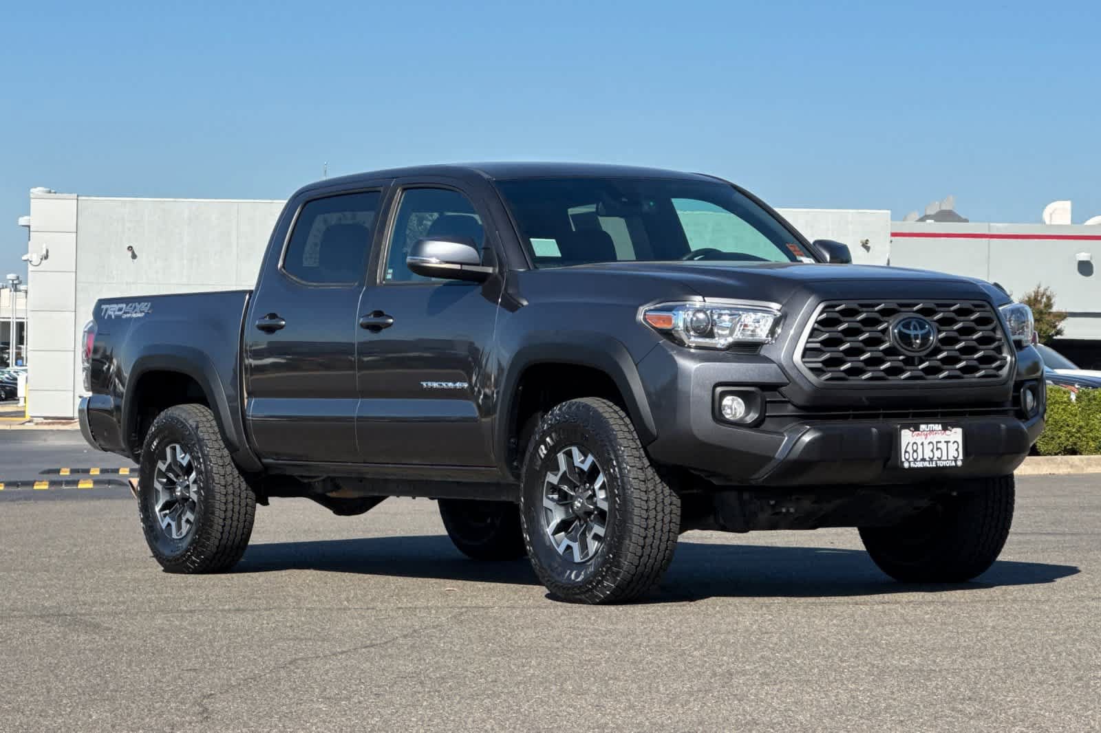 Certified 2023 Toyota Tacoma TRD Off-Road AWD/4WD image 5