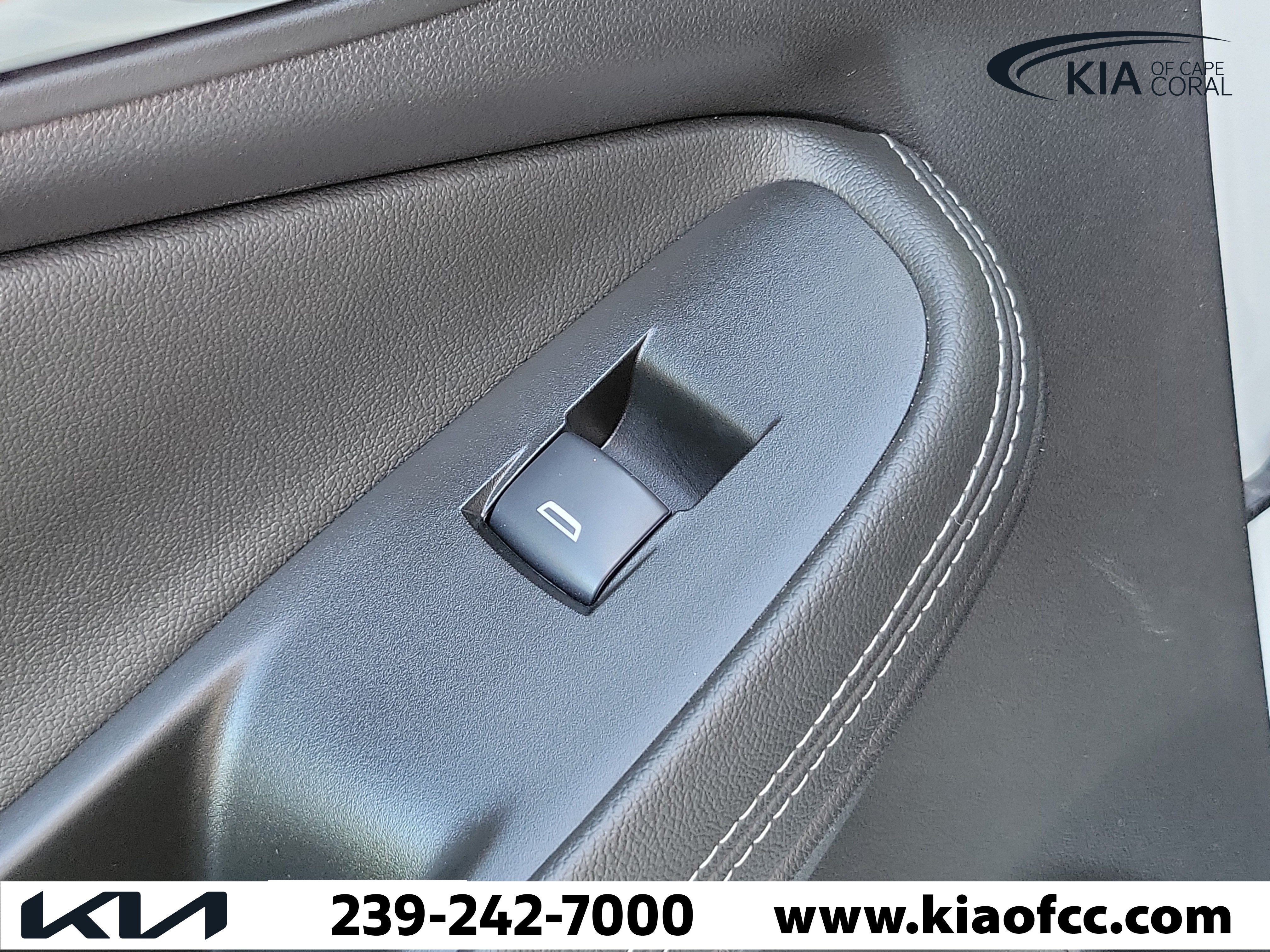 Used 2024 Buick Encore GX Sport Touring AWD/4WD image 15