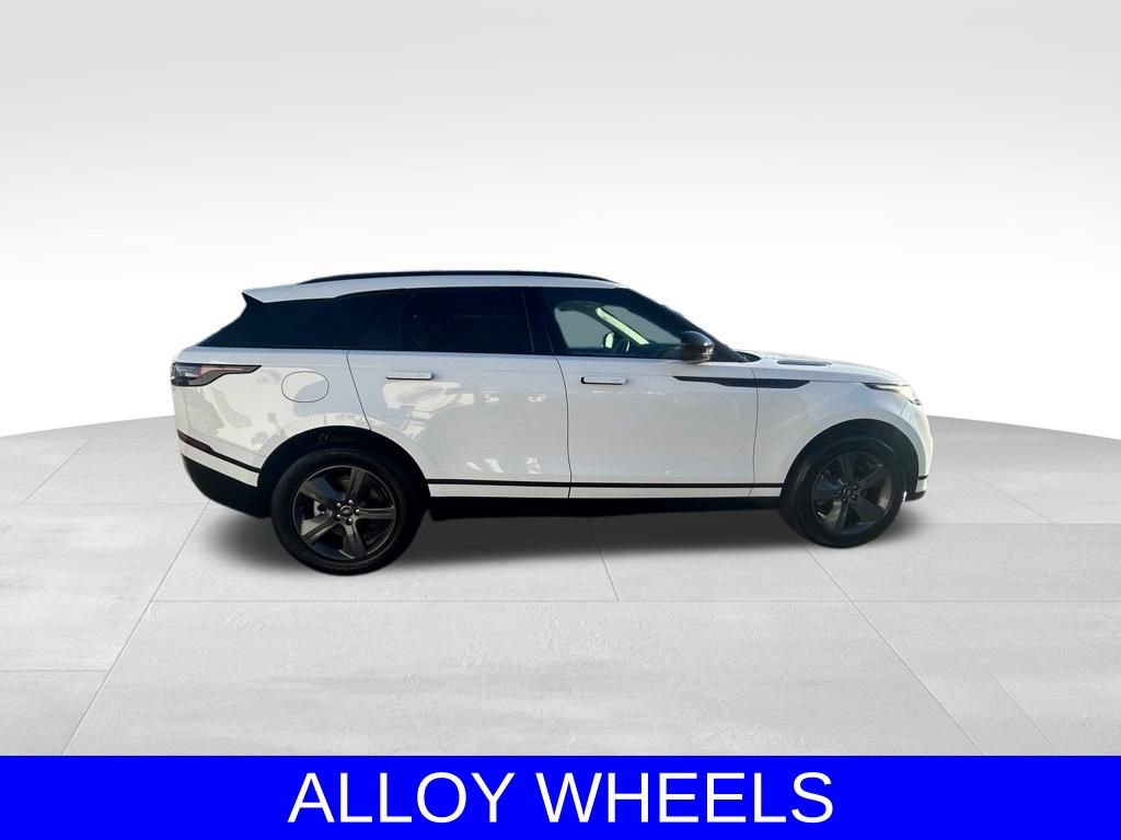 Used 2025 Land Rover Range Rover Velar Dynamic SE AWD/4WD image 3