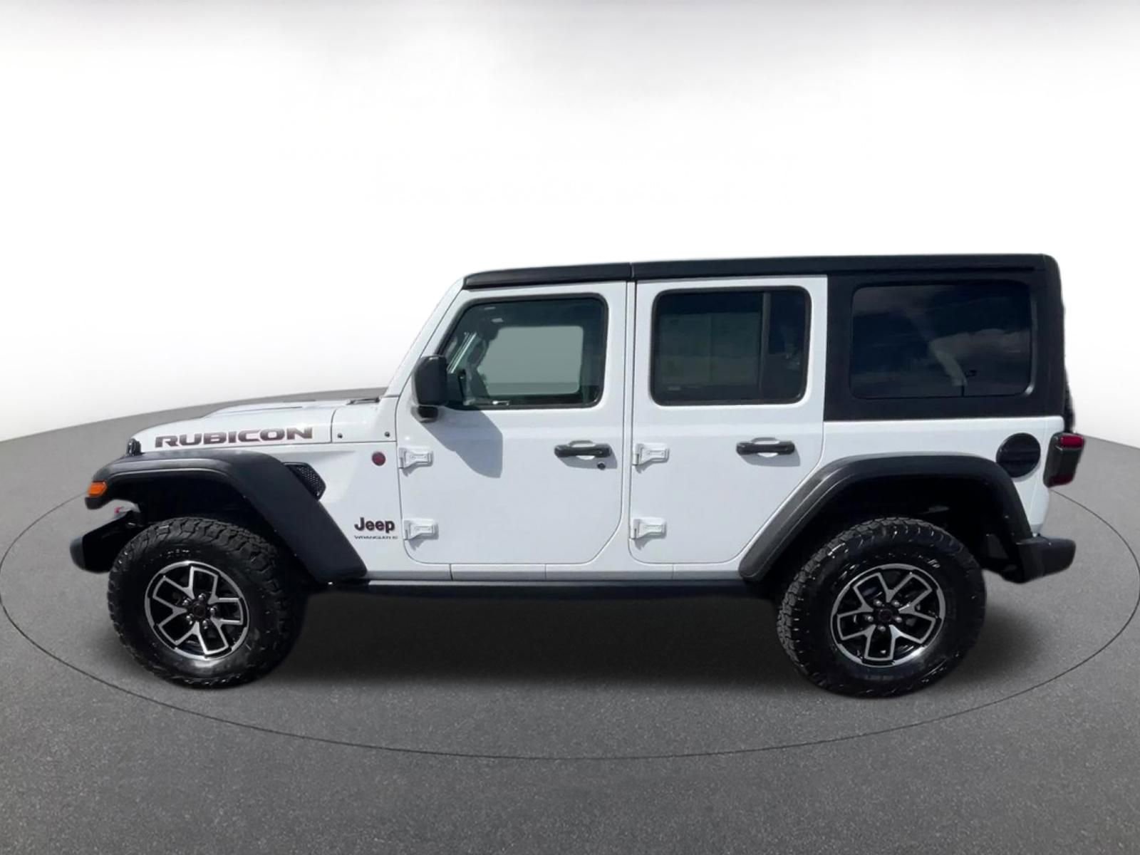 Used 2025 Jeep Wrangler Rubicon image 9