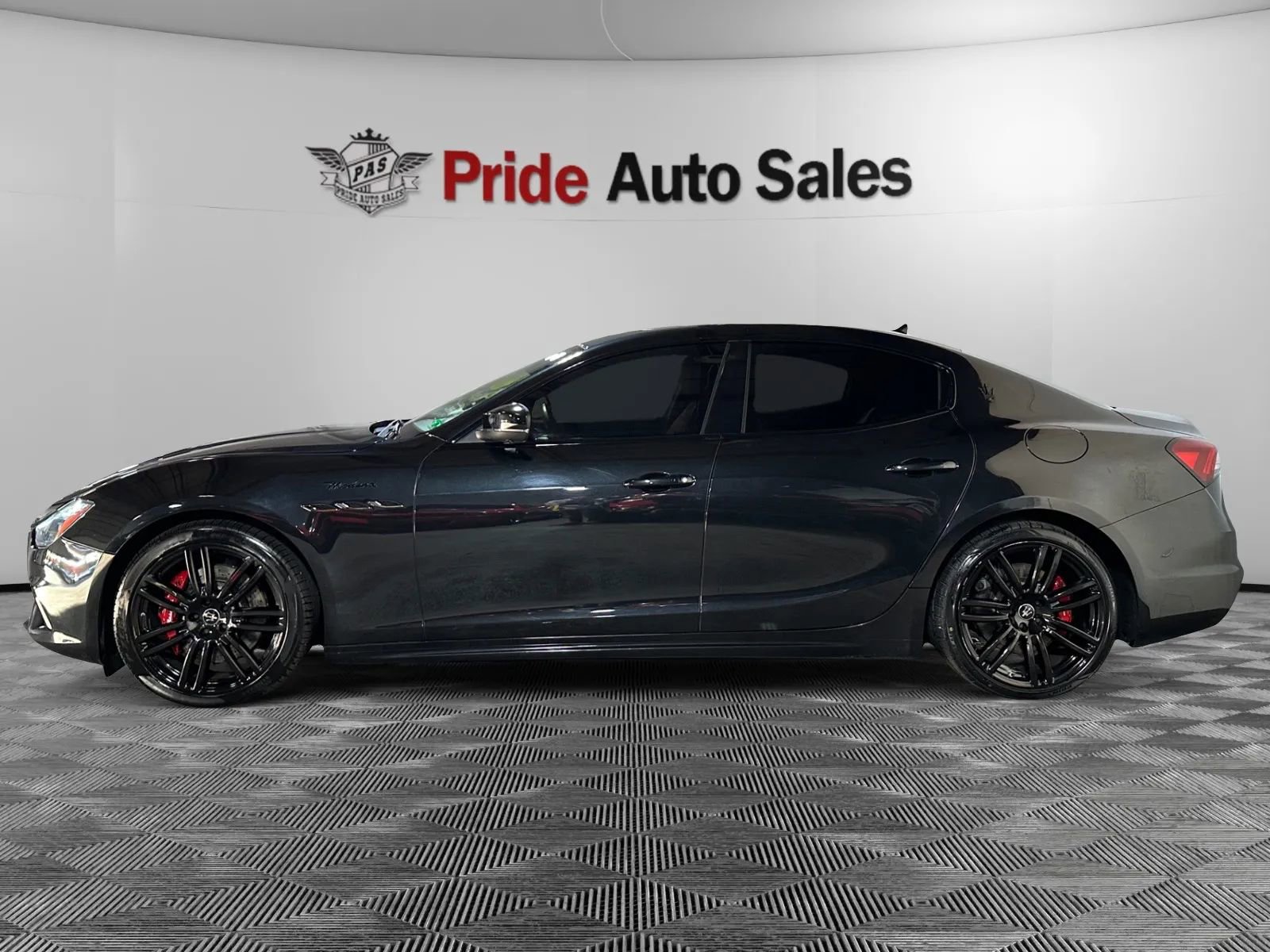 Used 2022 Maserati Ghibli Modena Q4 image 7