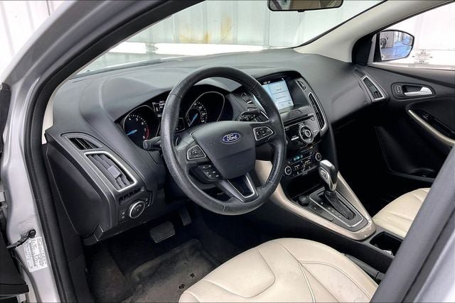 Used 2018 Ford Focus Titanium FWD image 17