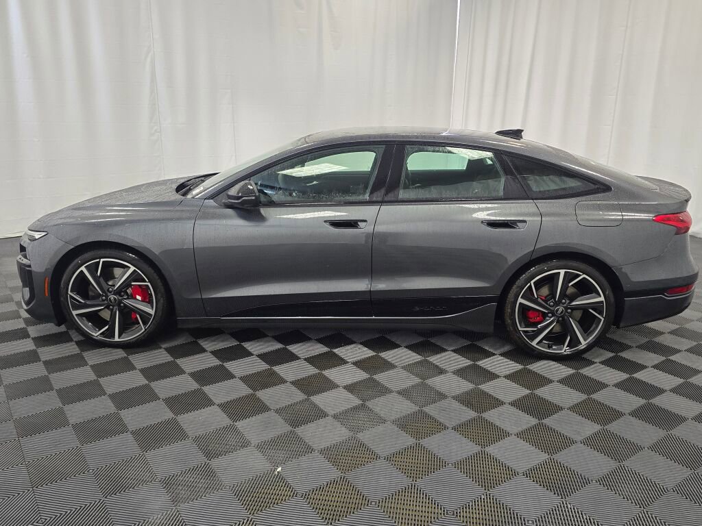 New 2025 Audi S6 e-tron Prestige image 3