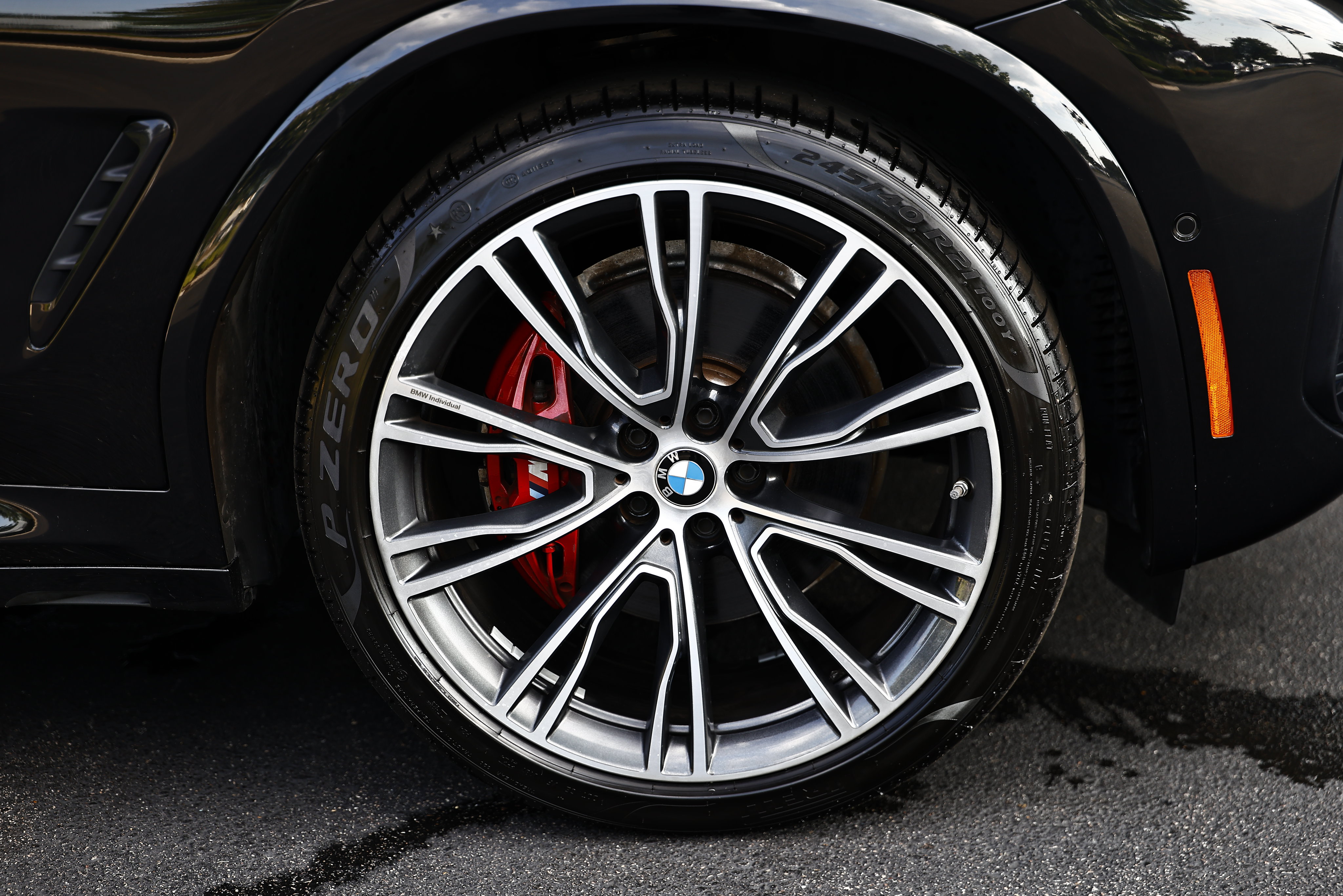 Used 2024 BMW X4 M40i AWD/4WD image 5