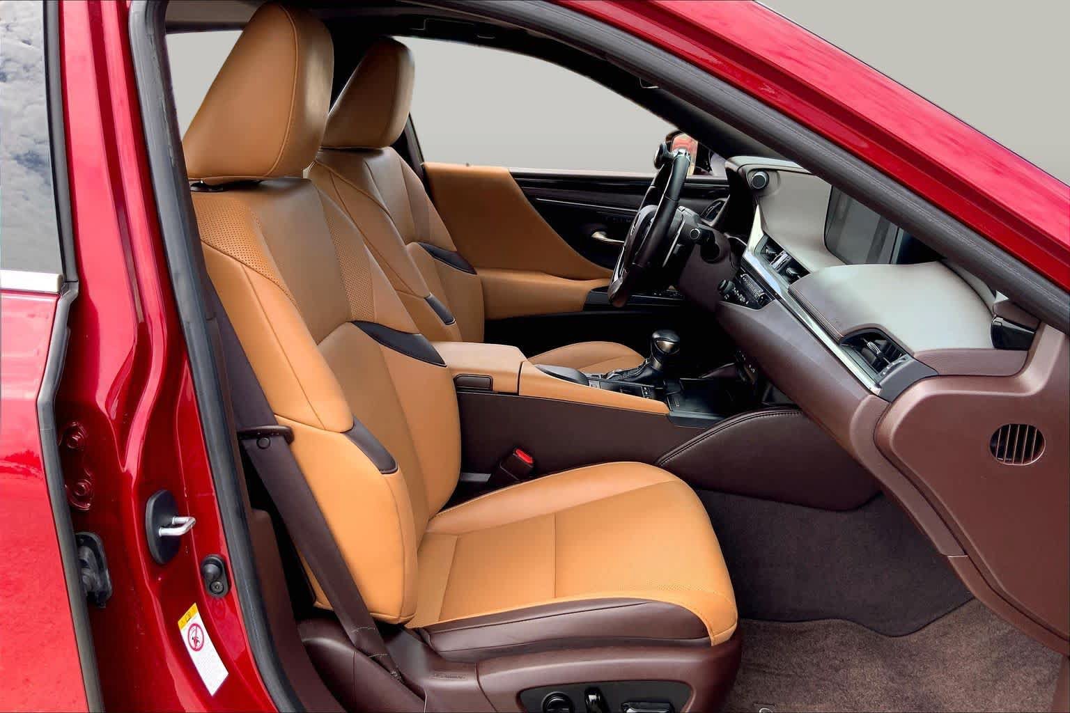 Used 2019 Lexus ES 350 w/ Premium Package FWD image 9