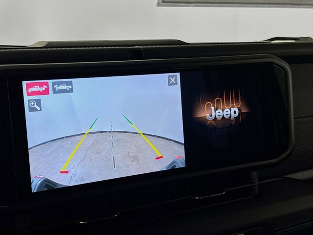New 2025 Jeep Gladiator Rubicon image 17