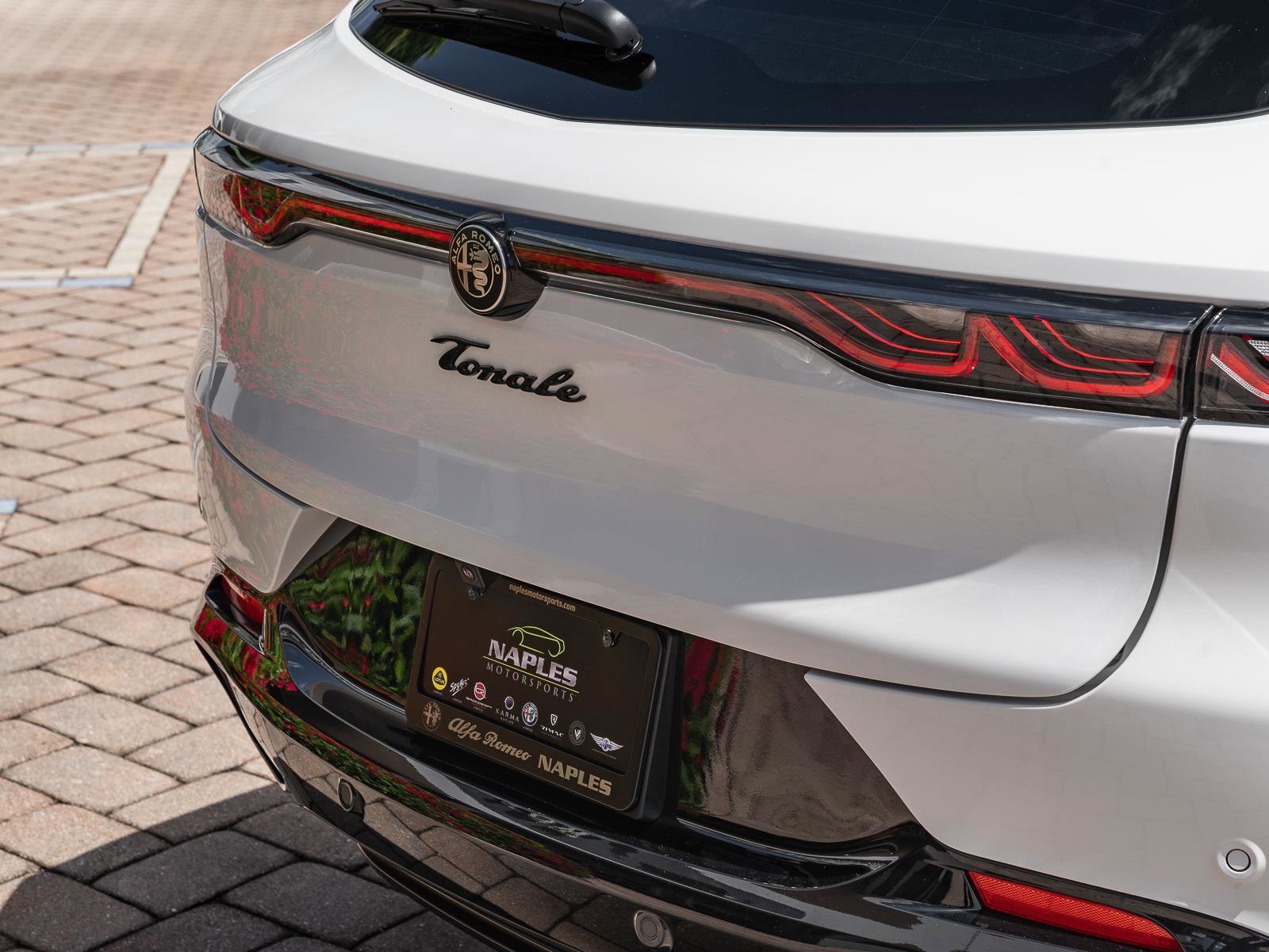 New 2026 Alfa Romeo Tonale Veloce w/ Quick Order Package 23H Volce image 9