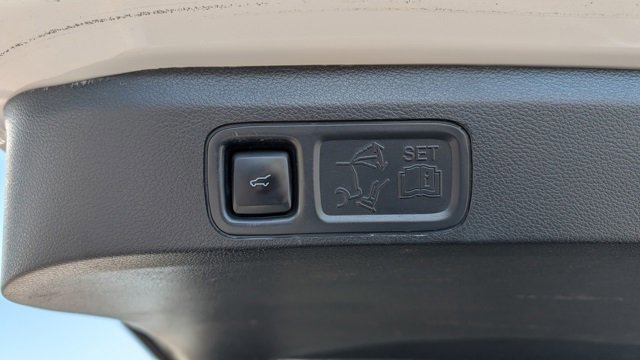 Used 2024 Ford Expedition Max Limited image 38