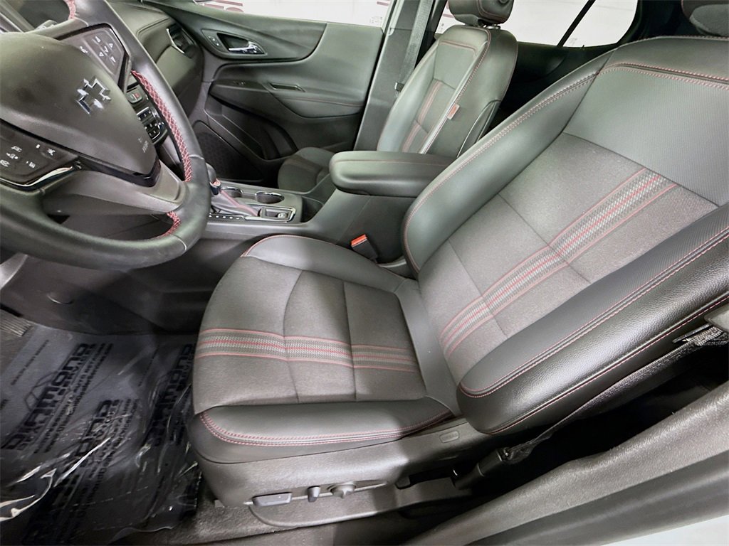 Used 2023 Chevrolet Equinox RS image 23