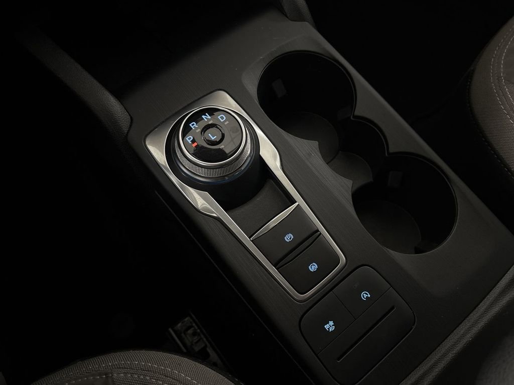 Used 2022 Ford Escape SE image 41