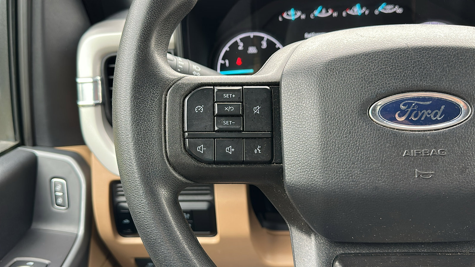 Used 2024 Ford F250 XLT image 17