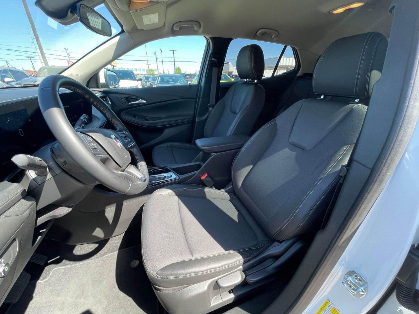 Used 2025 Buick Encore GX Preferred image 36