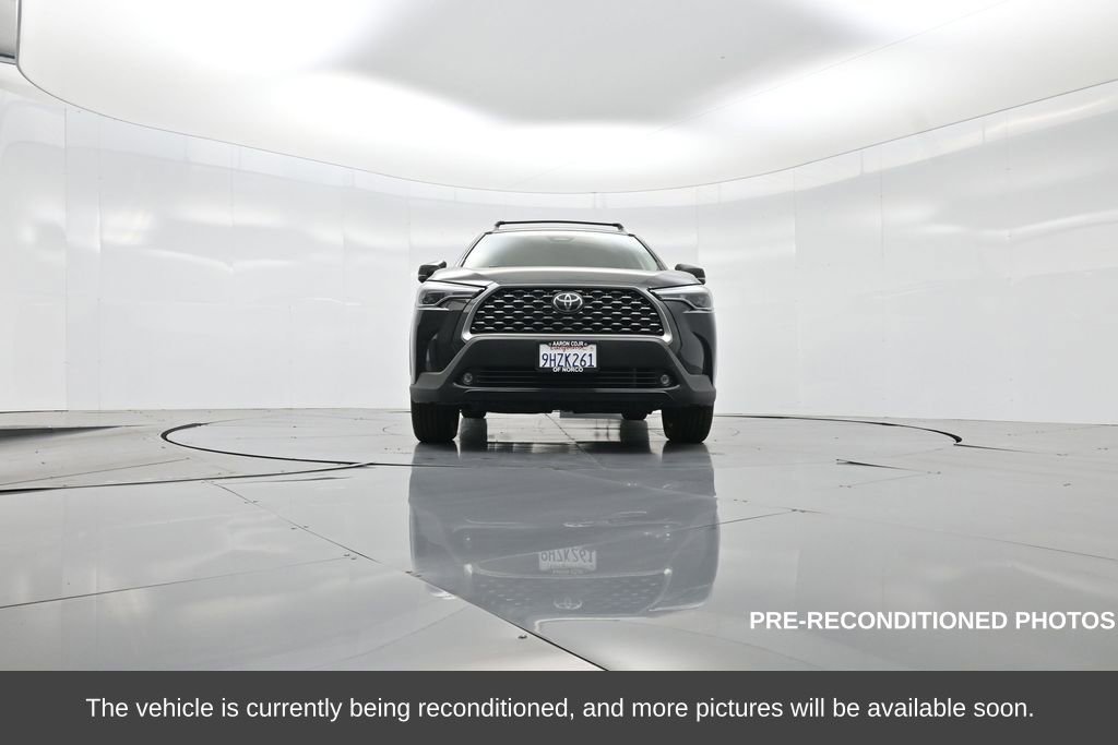 Used 2023 Toyota Corolla Cross XLE image 45