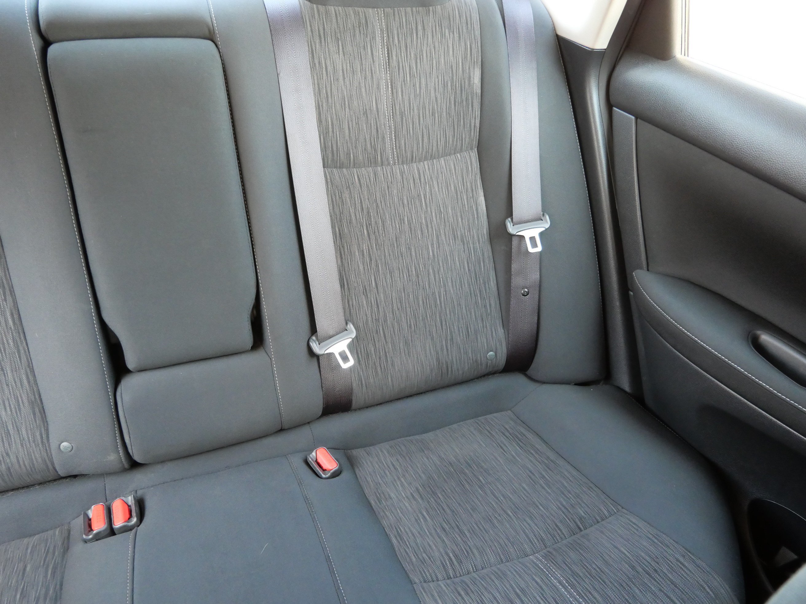 Used 2015 Nissan Sentra SV FWD image 14