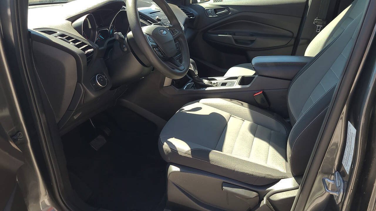 Used 2018 Ford Escape S FWD image 9