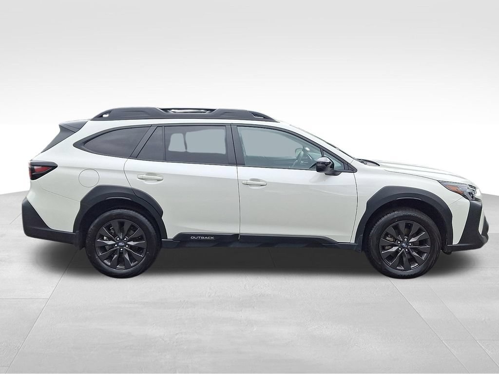 Used 2025 Subaru Outback Onyx Edition AWD/4WD image 7