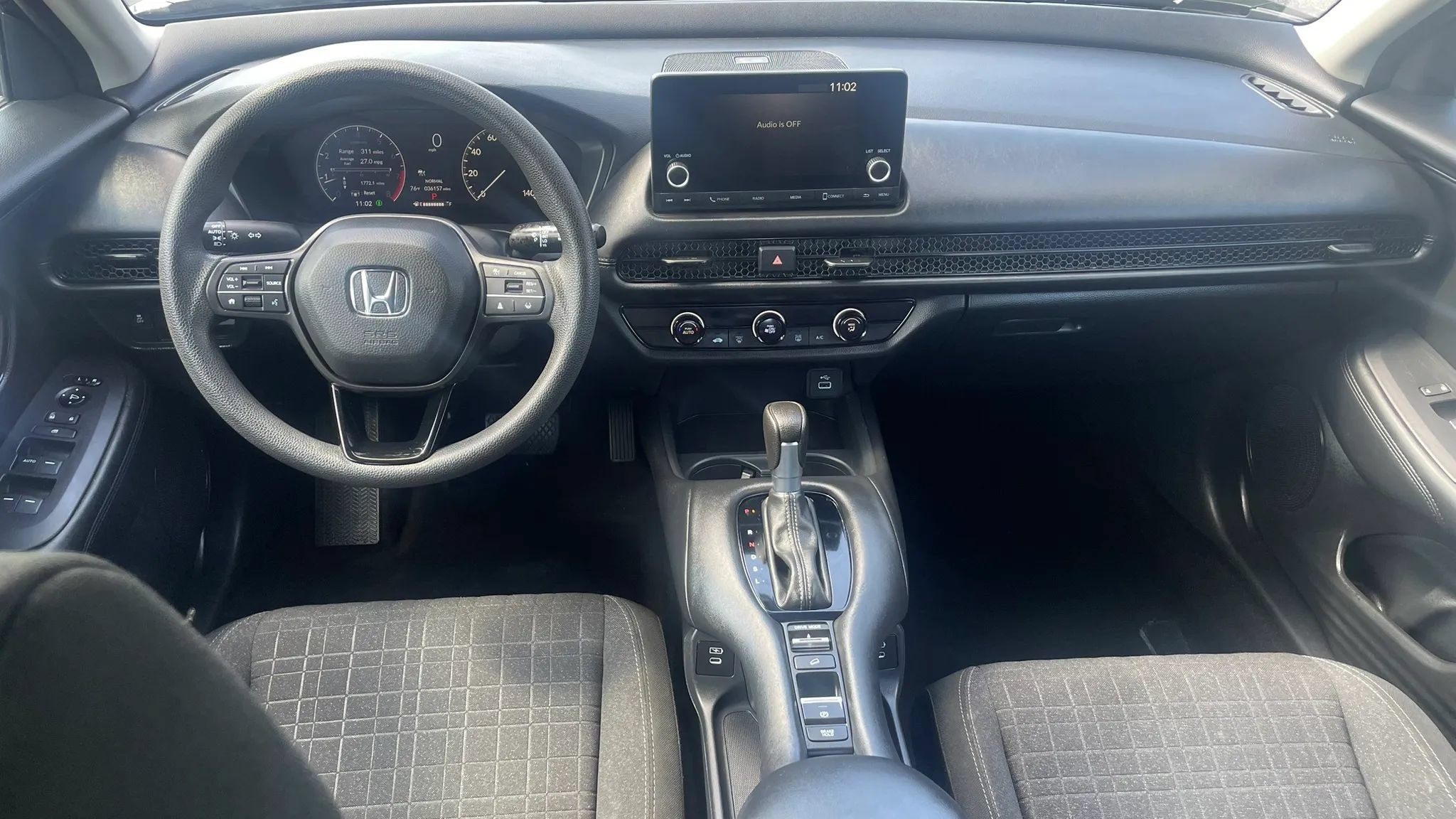 Used 2025 Honda HR-V LX image 11