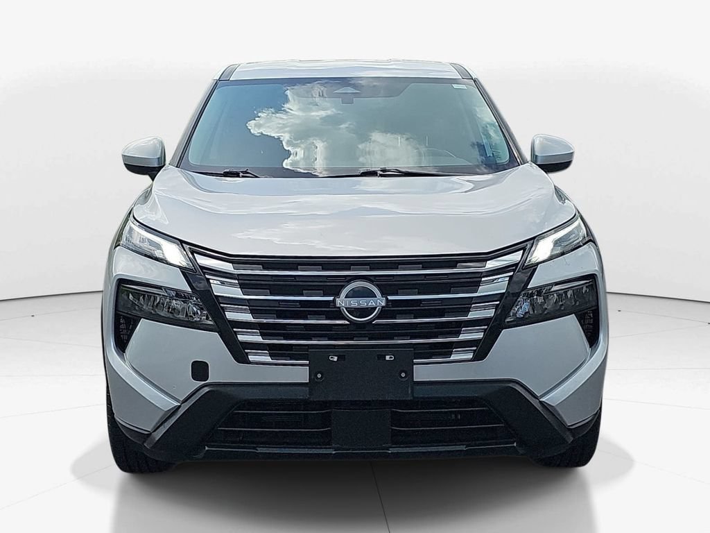 Used 2025 Nissan Rogue SV FWD image 12