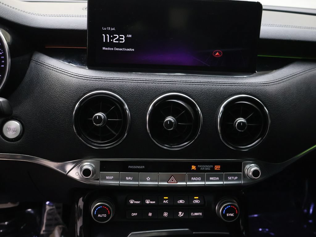 Used 2022 Kia Stinger GT1 RWD image 23
