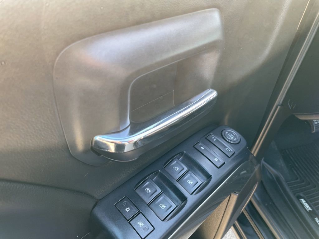 Used 2019 Chevrolet Silverado 1500 LT image 6