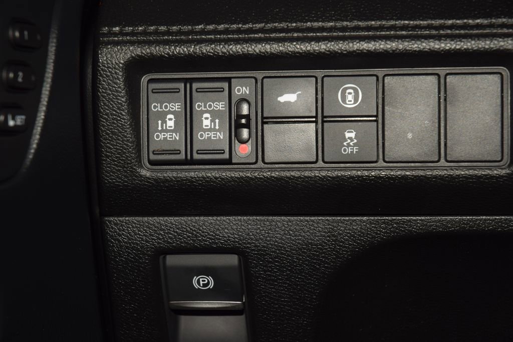 Used 2023 Honda Odyssey Sport image 32
