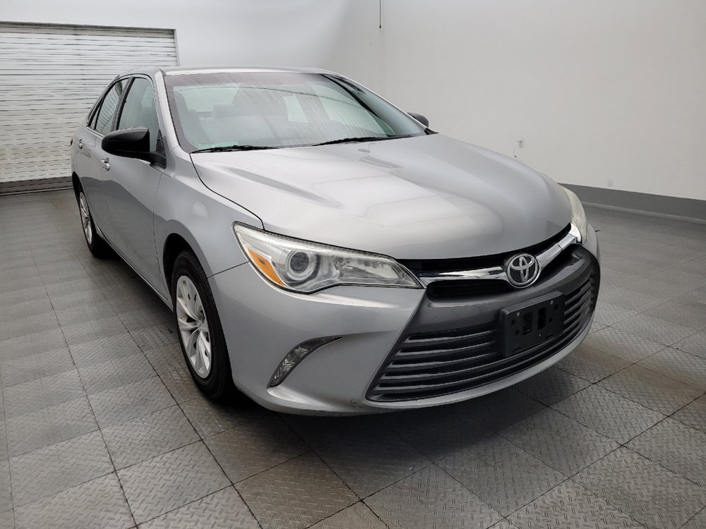Used 2015 Toyota Camry LE FWD image 13