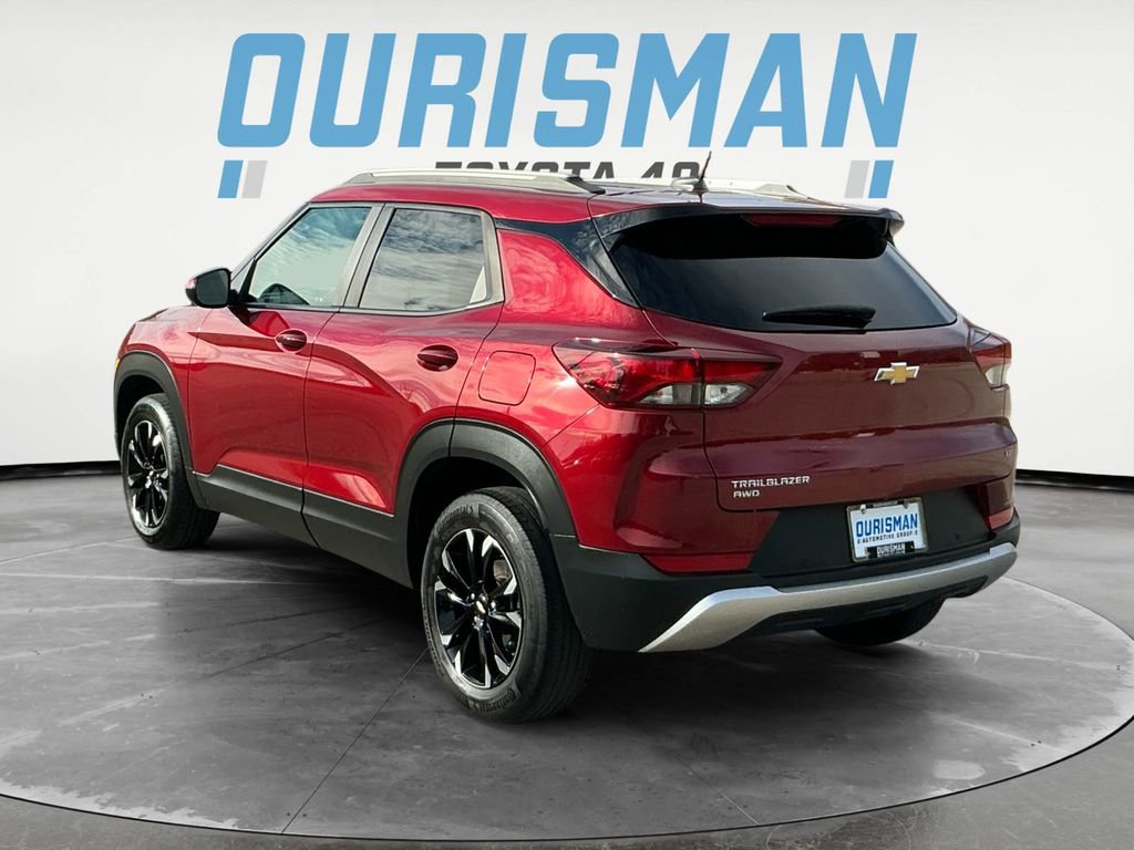 Used 2022 Chevrolet TrailBlazer LT w/ Driver Confidence Package image 5