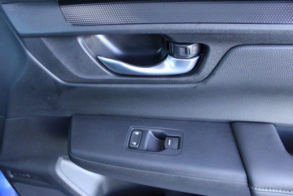 Used 2025 Honda CR-V LX image 41