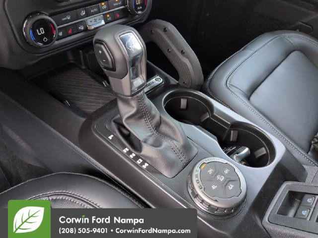 New 2026 Ford Bronco Outer Banks w/ Sasquatch Package AWD/4WD image 18