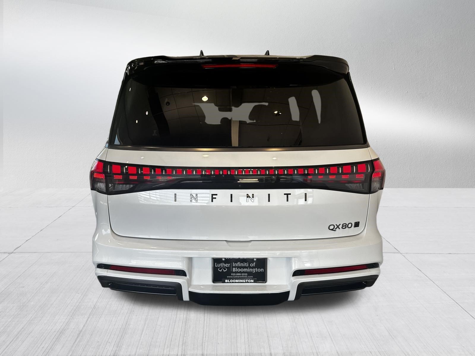 New 2027 INFINITI QX80 Autograph w/ Premium Cargo Package AWD/4WD image 9