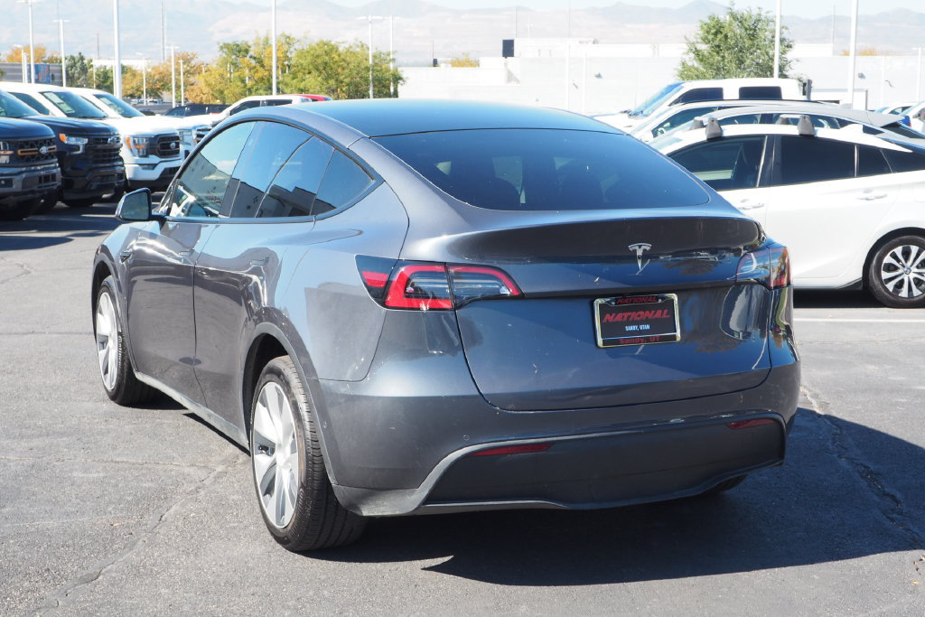 Used 2021 Tesla Model Y Long Range AWD/4WD image 7