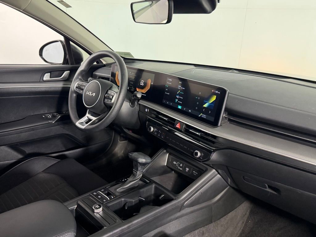 Used 2025 Kia K5 LXS image 31