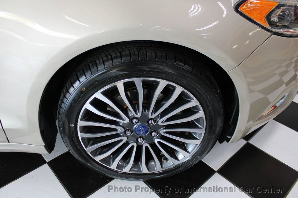 Used 2017 Ford Fusion SE image 37