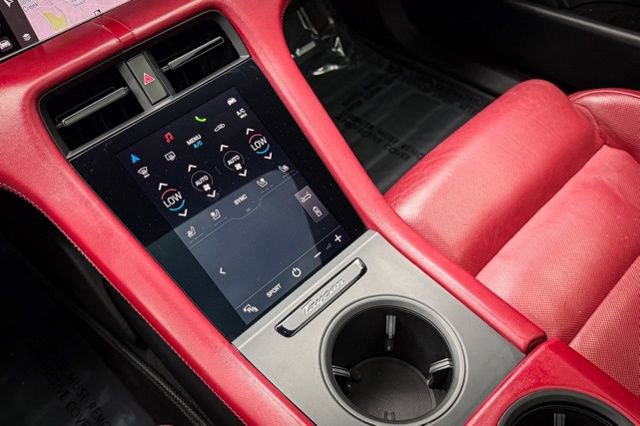 Used 2022 Porsche Taycan 4 Cross Turismo image 32