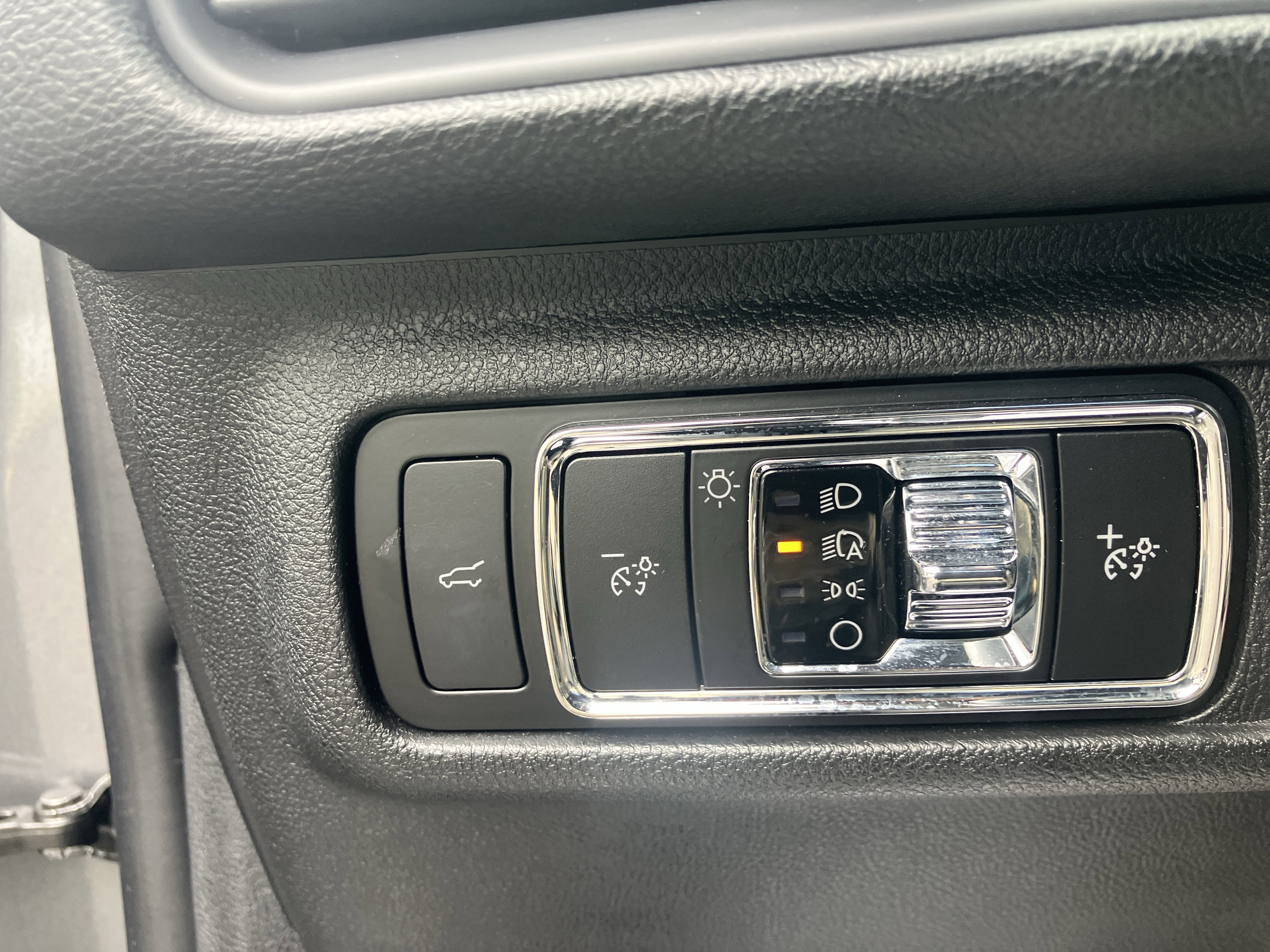 Used 2023 Lincoln Corsair AWD w/ Equipment Group 101A image 22