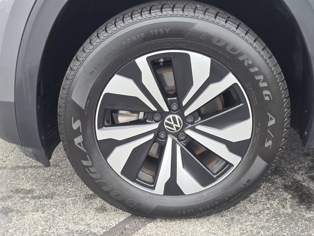 Used 2025 Volkswagen Atlas SE FWD image 6
