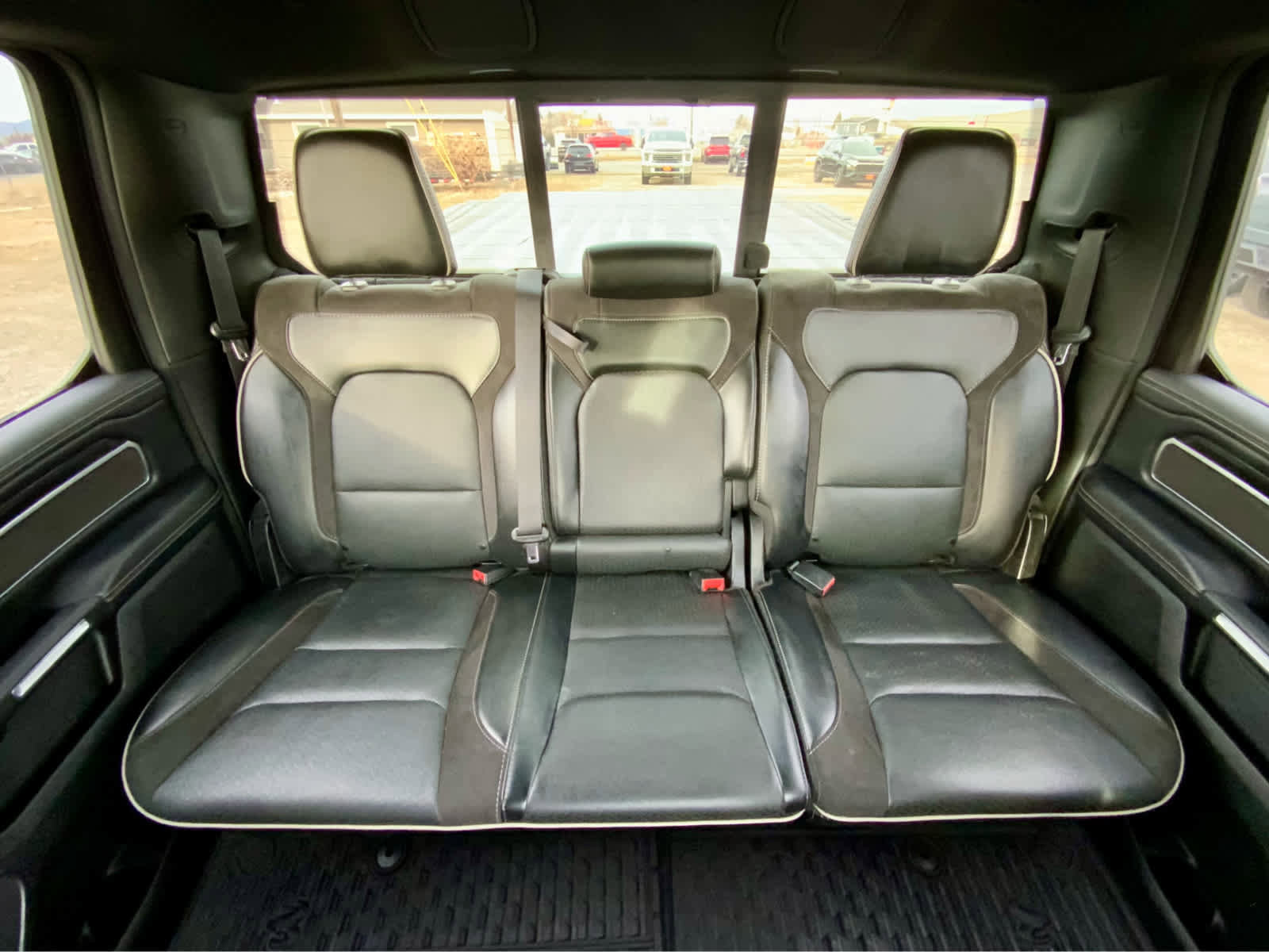 Used 2019 RAM 1500 Laramie image 31